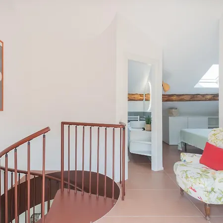 Апартаменты Rooftop Nest In Center By Rent *