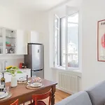 Rooftop Nest In Center By Rent Côme