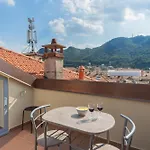 Rooftop Nest In Center By Rent Côme