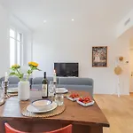 Rooftop Nest In Center By Rent Appartamento Côme