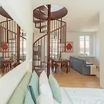 Appartamento Rooftop Nest In Center By Rent