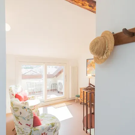 Rooftop Nest In Center By Rent Como