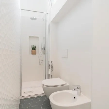 Rooftop Nest In Center By Rent * Como