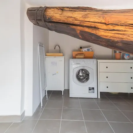 Rooftop Nest In Center By Rent Como