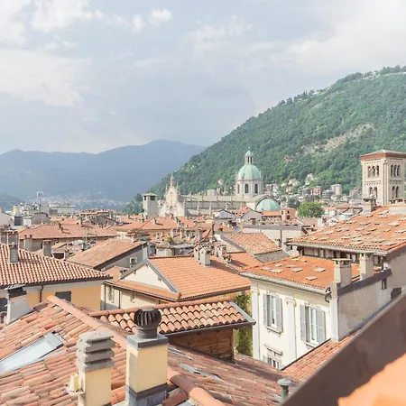 Apartmán Rooftop Nest In Center By Rent Como