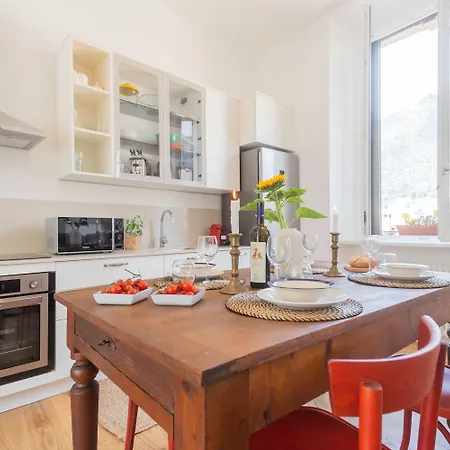 Apartamento Rooftop Nest In Center By Rent Como