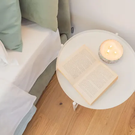 Rooftop Nest In Center By Rent Apartamento Como