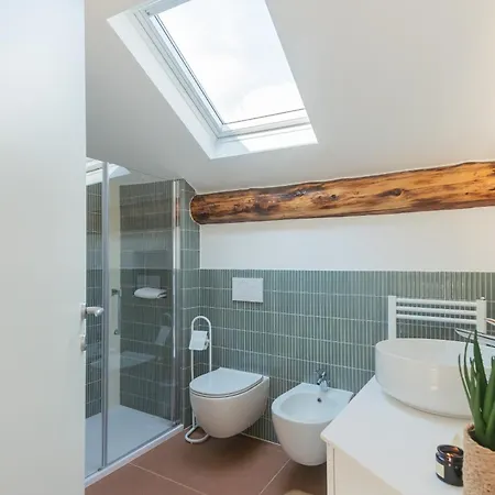 Rooftop Nest In Center By Rent