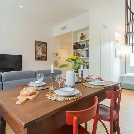 Rooftop Nest In Center By Rent Como