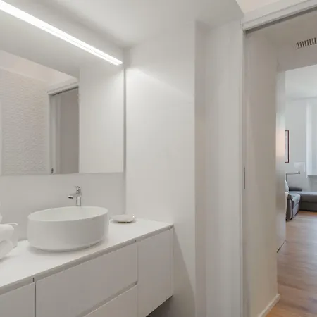 Rooftop Nest In Center By Rent Appartamento Côme